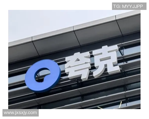 武汉足球队整体压制革新之路:重塑战术与团队精神的全面探讨